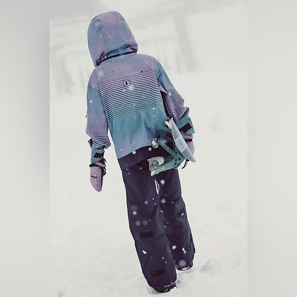 Free People FP Movement Blizzard Bliss Printed Pullover Waterproof Jacket - Picture 7 of 12